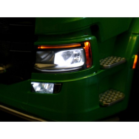 Lysprint - Frontlykter Scania 770S - Servonaut