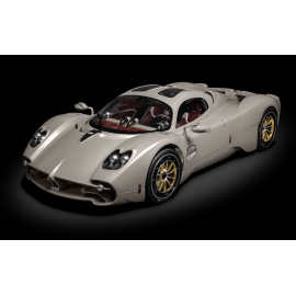 Pagani Utopia - 1/8 Pocher